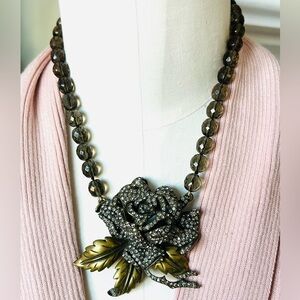 Heidi Daus “Rose Elegance” Swarovski Crystals vintage necklace EUC